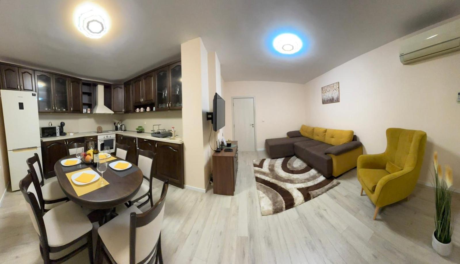 Grand Apartment Bogoridi - Top Center Near To Sea And Sea Garden Бургас Екстериор снимка